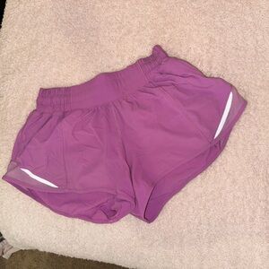 FAVORITE SHORTS EVER!! PERFECT COLOR AND CONDITION